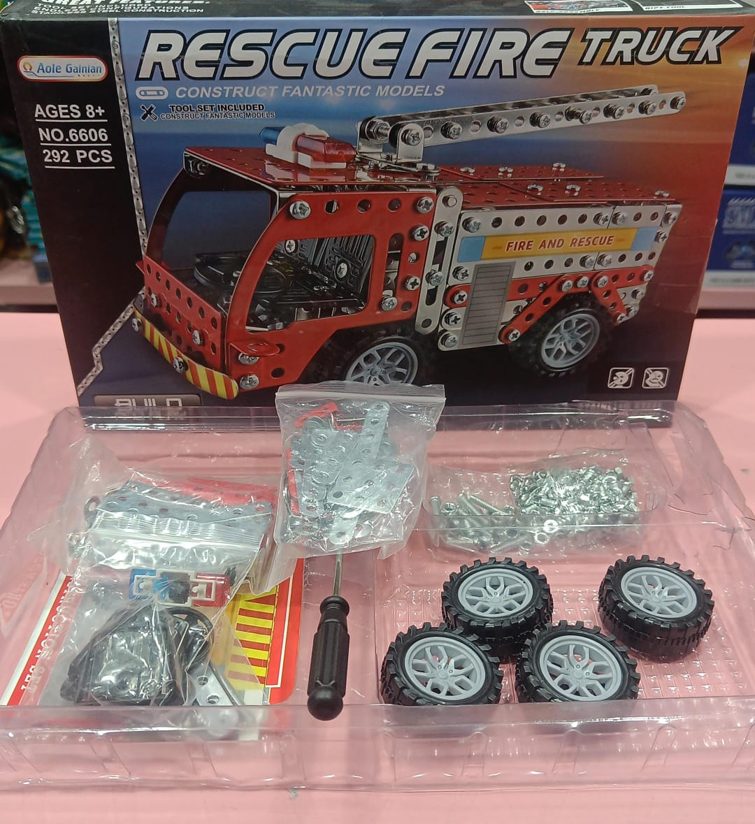 Rescue Fire Truck – 292-Piece DIY Building Set for Kids 🚒🛠️